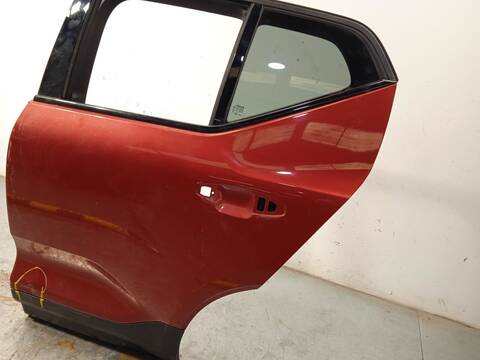 Foto 4ª: Puerta Trasera Izquierda Volvo XC 40 T3 163CV 120KW [B3154T2] (2019)