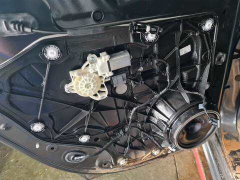 Elevalunas Manual Trasero Izquierdo Ford Focus ST-LINE 155CV 114KW