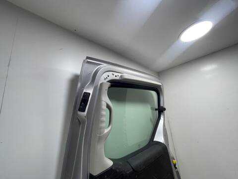 Foto 2ª: Puerta Trasera Derecha Peugeot Partner 9H06 FURGON (2013)