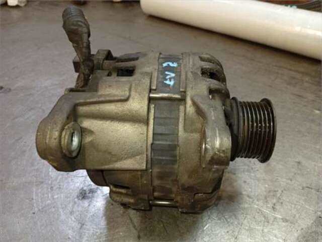 Alternador Iveco Daily 35C13. 35C13 /P. 35S13 D. 35S13. 35S13 /P