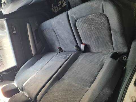 Asientos Traseros Nissan X-Trail PLATINUM 4X4 150CV 110KW T31)