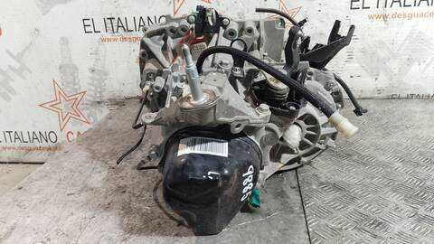 Foto 3ª: Caja Cambios Renault Clio LIMITED 73CV 54KW [D4F D7] (2016)