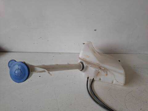 Foto 2ª: Deposito Limpiaparabrisas Nissan Qashqai ACENTA 2.0 DCI TD CAT 150CV (2007)