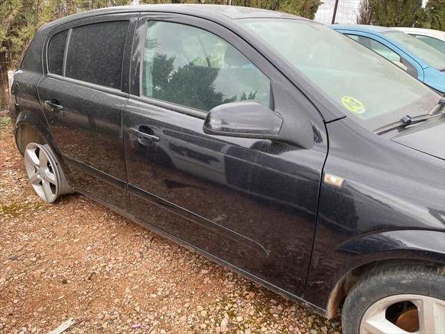 Foto 3ª: Puerta Delantera Derecha Opel Astra 1.7 CDTI 100cv [Z17DTH] (2006)