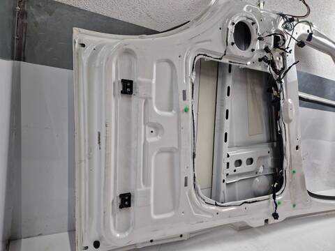 Puerta Delantera Derecha Volkswagen Crafter 109 CV 80KW