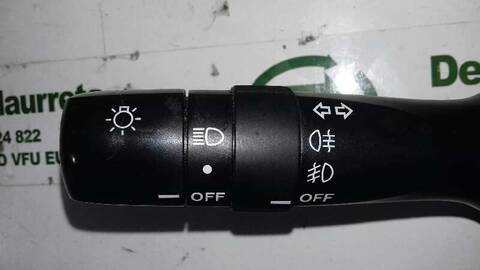 Foto 3ª: Mando Luces Toyota Rav4 2.2 TD CAT 136CV 100KW [2ADFTV] (2007)