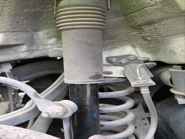 Amortiguador Trasero Izquierdo Ssangyong Rodius D20DTR