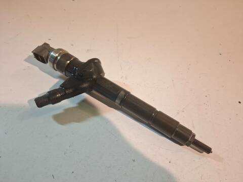 Inyectores Nissan X-Trail YD22 T30)