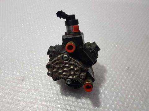 Foto 3ª: Bomba Inyeccion Hyundai i30 STYLE 110CV 81KW [4FB] (2013)