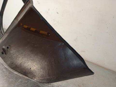 Foto 3ª: Puerta Trasera Derecha Volvo V40 PRO 152CV 112KW [B4154T4] (2019)