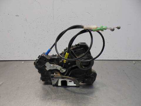 Foto 3ª: Cerradura Puerta Delantera Derecha Toyota Auris ACTIVE 90CV 66KW [1ND] (2015)