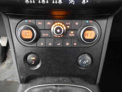 Mando Climatizador Nissan Qashqai M9R832