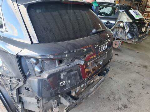 Foto 2ª: Portón Audi Q5 S LINE QUATTRO 190CV 140KW [DETA] (2017)