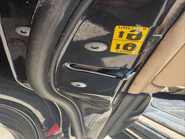 Cerradura Puerta Trasera Izquierda Land Rover Range TD6 HSE 177CV 130KW