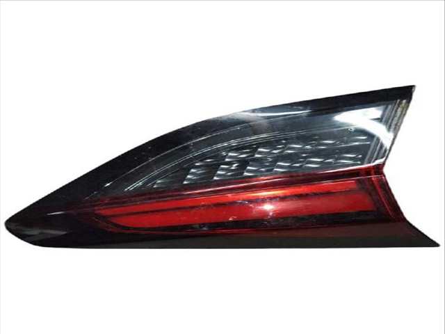 Piloto Trasero Izquierdo Opel Corsa 1.2 68)