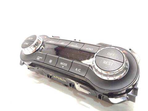 Foto 2ª: Mando Climatizador Mercedes Clase G 230 GLA 180 156.942) 122CV 90KW [270910] (2018)