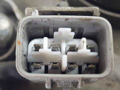 Foto 2ª: Faro Derecho Toyota Land Cruiser TD VX 3-PTAS.) KZJ90) (1996)