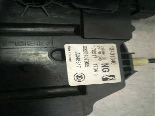 Foto 3ª: Cerradura Puerta Delantera Derecha Opel Corsa EXPRESSION 75CV 55KW [B14XER] (2017)