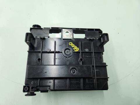 Foto 3ª: Caja Reles Fusibles Peugeot 207 PREMIUM 120CV 88KW [5FW] (2007)