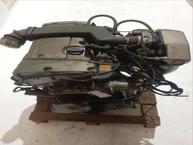Foto 3ª: Motor Completo Mercedes Clase C 160 2.0 16V CAT BERLINA 136CV 100KW [M 111.941] (1995)