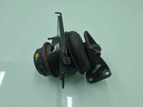 Foto 3ª: Soporte Motor Toyota Land Cruiser BASIS 190CV 140KW [1KDFTV] (2014)