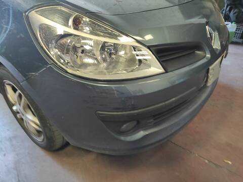 Foto 3ª: Paragolpes Delantero Renault Clio K4J780 (2006)