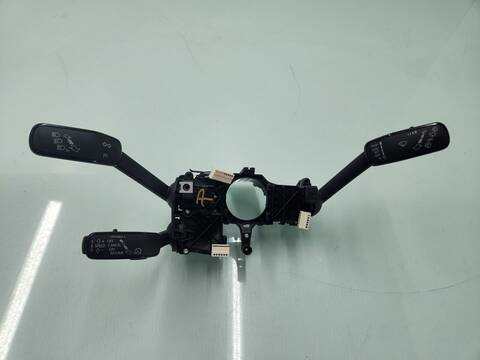 Mando Multifuncion Seat Arona FR 116CV 85KW