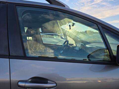 Luna Delantera Derecha Peugeot 2008 HMZ