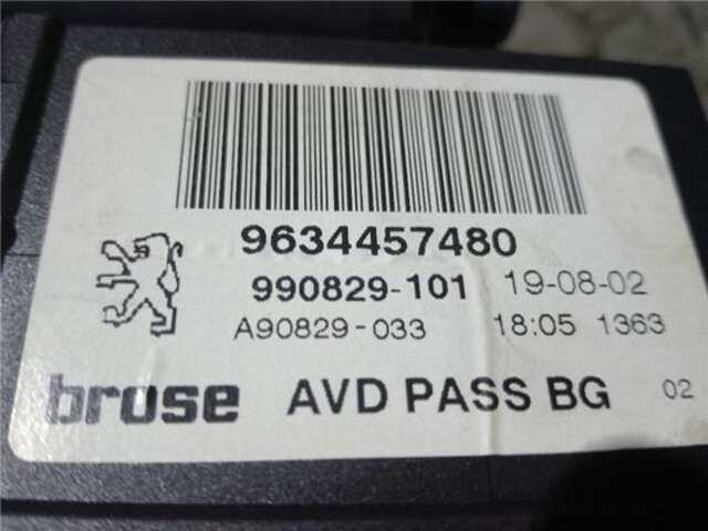 Foto 2ª: Elevalunas Eléctrico Delantero Derecho Peugeot 307 2.0 HDI 90 [RHY (DW10TD)]