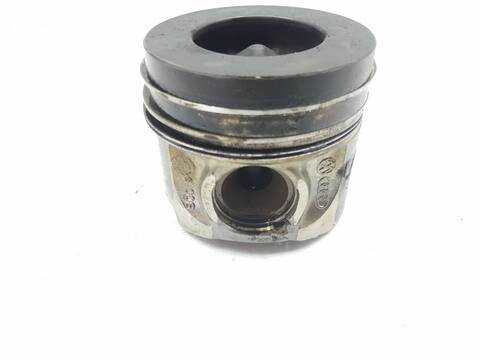 Foto 3ª: Pistones Audi Q7 4.2 V8 32V TDI BITURBO 326CV [BTR] (2006)