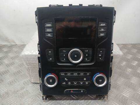 Sistema Audio Radio CD Renault Megane 1.5 BLUE DCI 115 B9A6) HATCHBACK 116CV 85KW IV HATCHBACK B9A/M/N_)