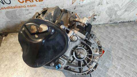 Foto 2ª: Caja Cambios Dacia Logan BASICO 68CV 50KW [K9K K7] (2012)