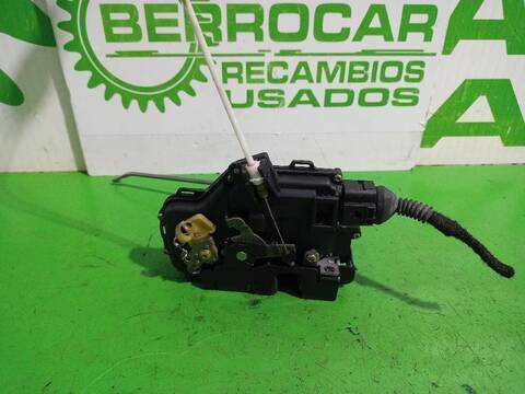 Foto 2ª: Cerradura Puerta Delantera Izquierda Audi A4 2.5 TDI 120KW) 163CV (2000)