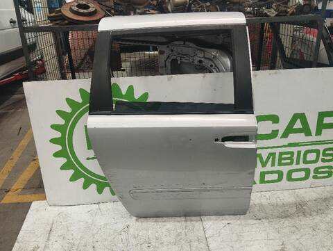 Puerta Trasera Derecha Kia Carnival 2.9 CRDI CAT 185CV