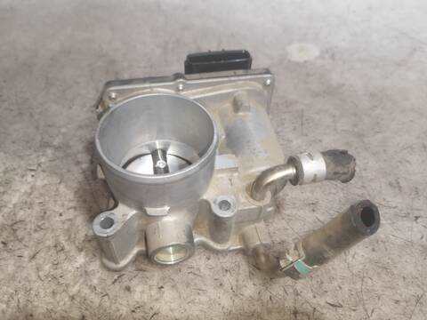 Foto 3ª: Caja Mariposa Toyota Yaris 1NR (2009)