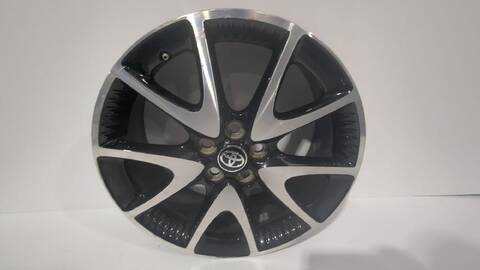 LLanta Chapa Toyota Yaris 1.5 HYBRID MXPH11) 92CV