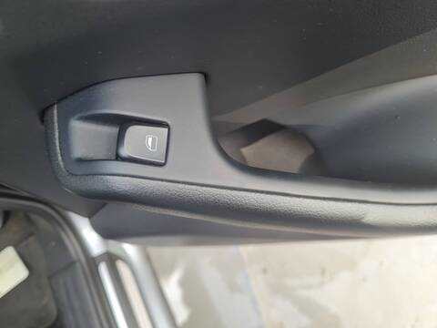 Elevalunas Manual Trasero Derecho Audi Q5 2.0 TDI 125KW) 170CV