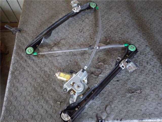 Foto 3ª: Elevalunas Eléctrico Delantero Derecho Ford Focus 1.8 AMBIENTE [1.8 LTR. - 66 KW TDDI TURBODIESEL CAT] [D-AG]