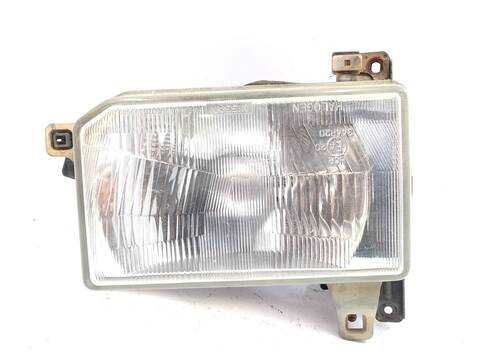 Faro Derecho Nissan Terrano 2.7 TD 99CV 73KW