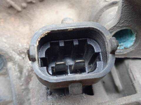 Foto 3ª: Inyectores Volvo FL 7.2 DIESEL 241CV 177KW [D7F240EUV] (2010)