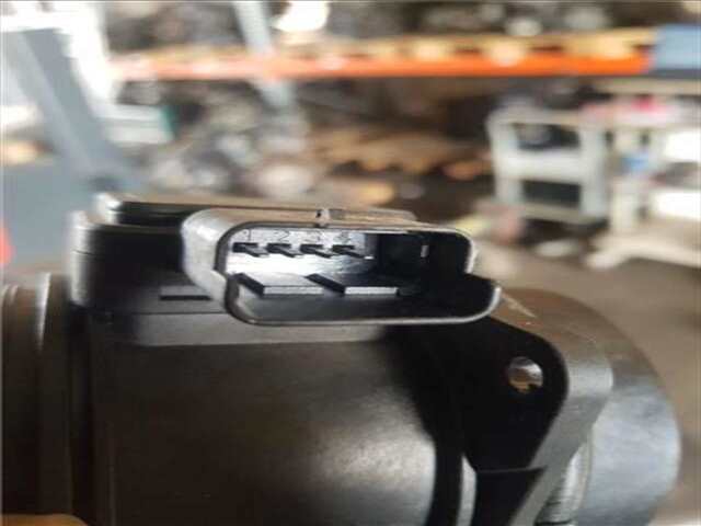 Foto 2ª: Caudalimetro Peugeot 307 2.0 X-LINE [2.0 LTR. - 100 KW 16V HDI FAP CAT (RHR - DW10BTED4)] [RHR (DW10BTED4)]