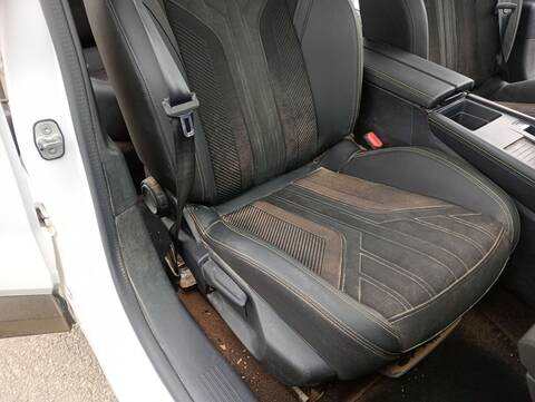 Foto 4ª: Asientos Traseros Peugeot 408 GT 131CV 96KW [HNS] (2024)