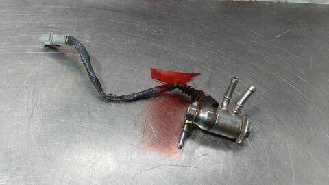 Foto 2ª: Inyectores Dacia Duster PRESTIGE 116CV 85KW [K9K 872] (2020)