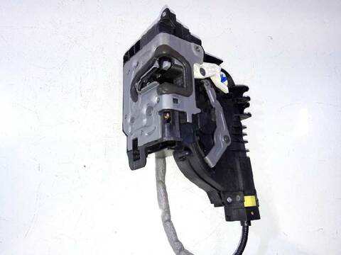 Cerradura Puerta Delantera Izquierda Mercedes Vito 88CV 65KW