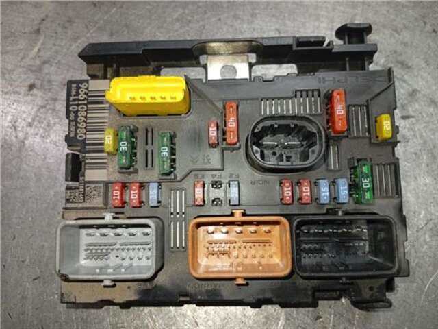 Caja Reles Fusibles Peugeot 207 1.4 CONFORT [1.4 LTR. - 50 KW HDI]