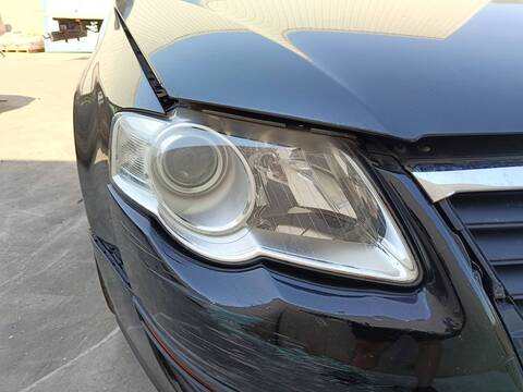 Faro Derecho Volkswagen Passat CBAB