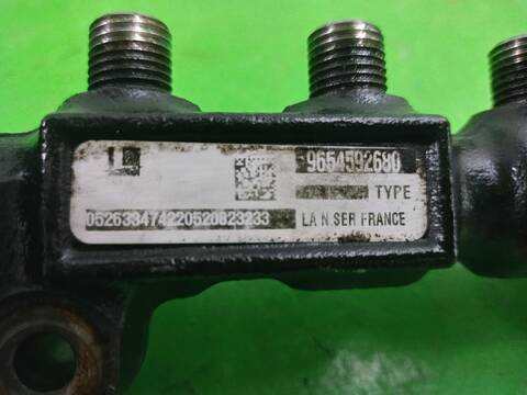 Foto 3ª: Rampa Inyectora Peugeot 307 1.6 16V HDI 90CV [9HVDV6ATED4] (2005)