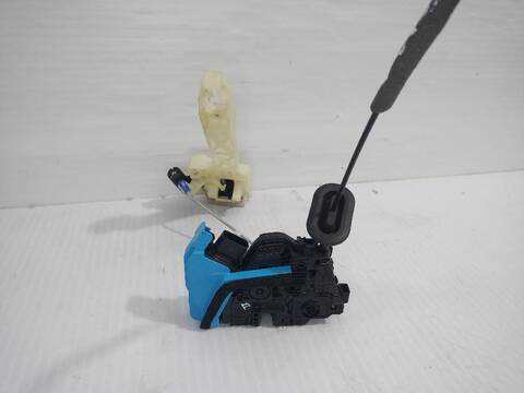 Foto 2ª: Cerradura Puerta Trasera Izquierda Kia Niro HYBRID CONCEPT 141CV [G4LL] (2022)