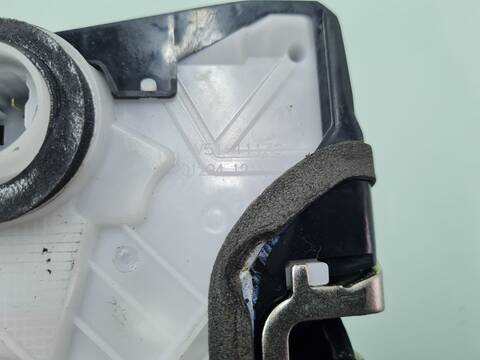Foto 3ª: Cerradura Puerta Delantera Derecha Toyota Yaris MXPH11L-BHXSBW 115CV [M15AFXE] (2021)