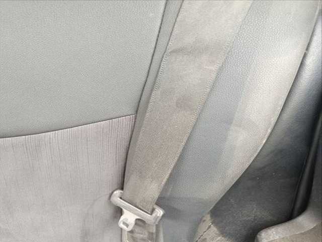 Cinturón Trasero Izquierdo Toyota Prius 2ZRFXE AUT.